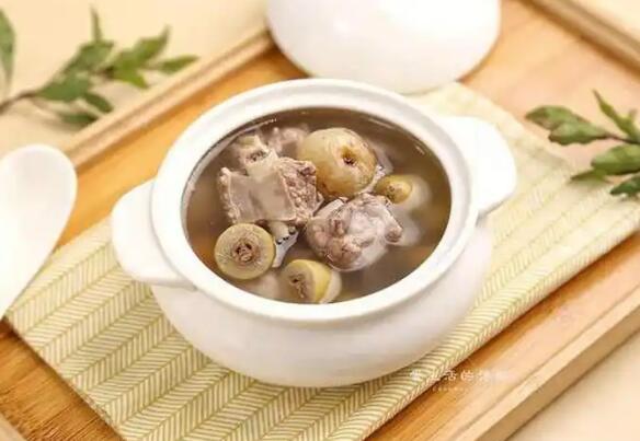 吃一个月黑豆白头发能变黑吗-吃黑豆一个月排卵两次网 :分享吃黑豆能增加排卵吗-吃黑豆卵泡一天长多大知识